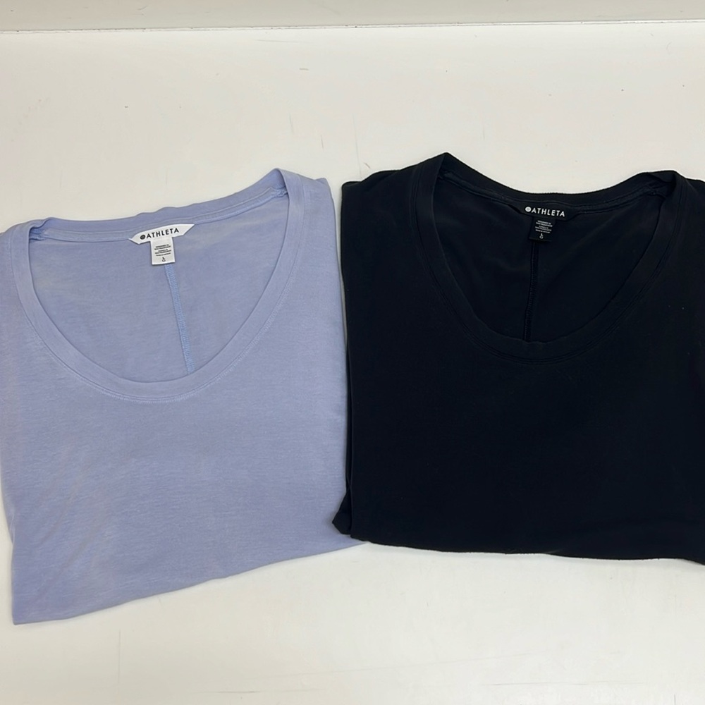 Set of 2 Great Athleta Sleeveless Scoop Tees